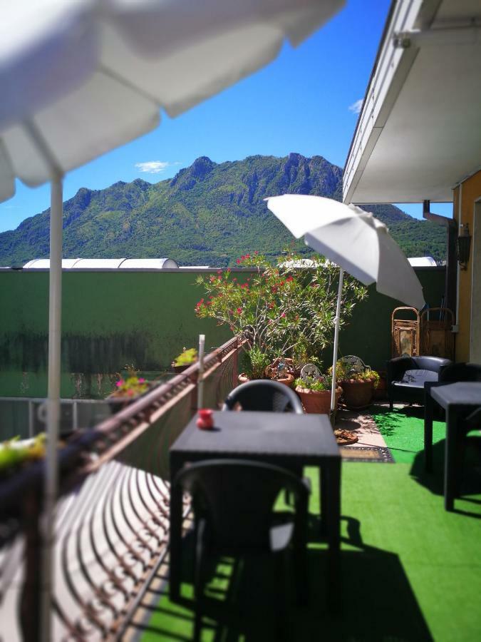 B&B Il Giardino Delle Fate Лекко Екстер'єр фото